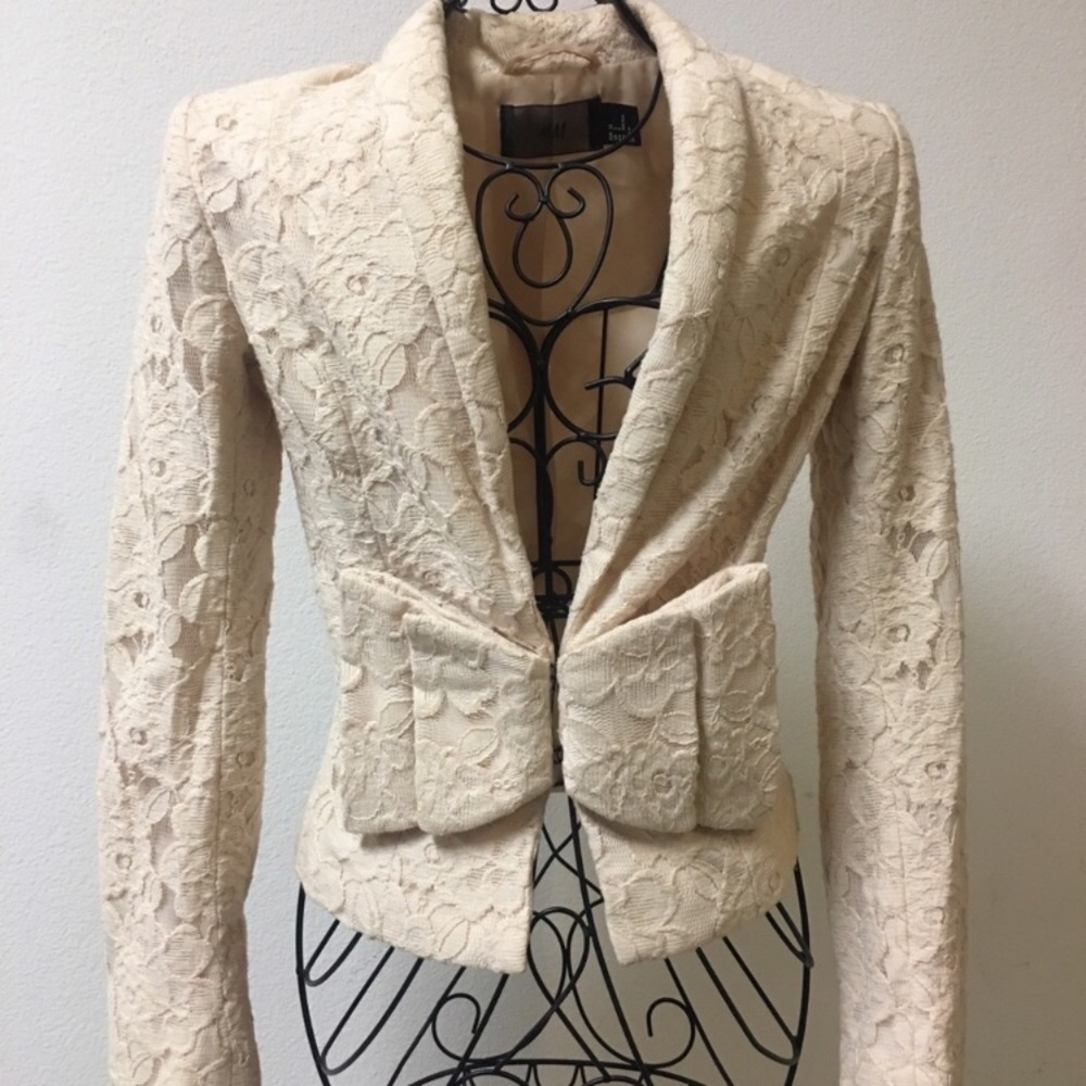 Lace Cream Blazer Great Condition